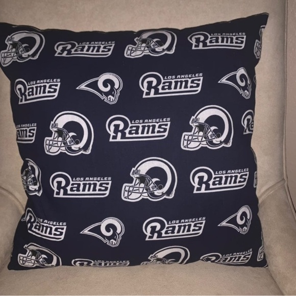 Los Angeles Rams Navy Throw Pillow - Picture 1 of 2